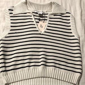 NWT Sincerely Jules Black and White Striped V-Neck Sweater